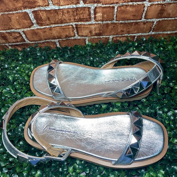 FREE PEOPLE VICENZA LEON STUDDED SANDALS - Picture 5 of 10